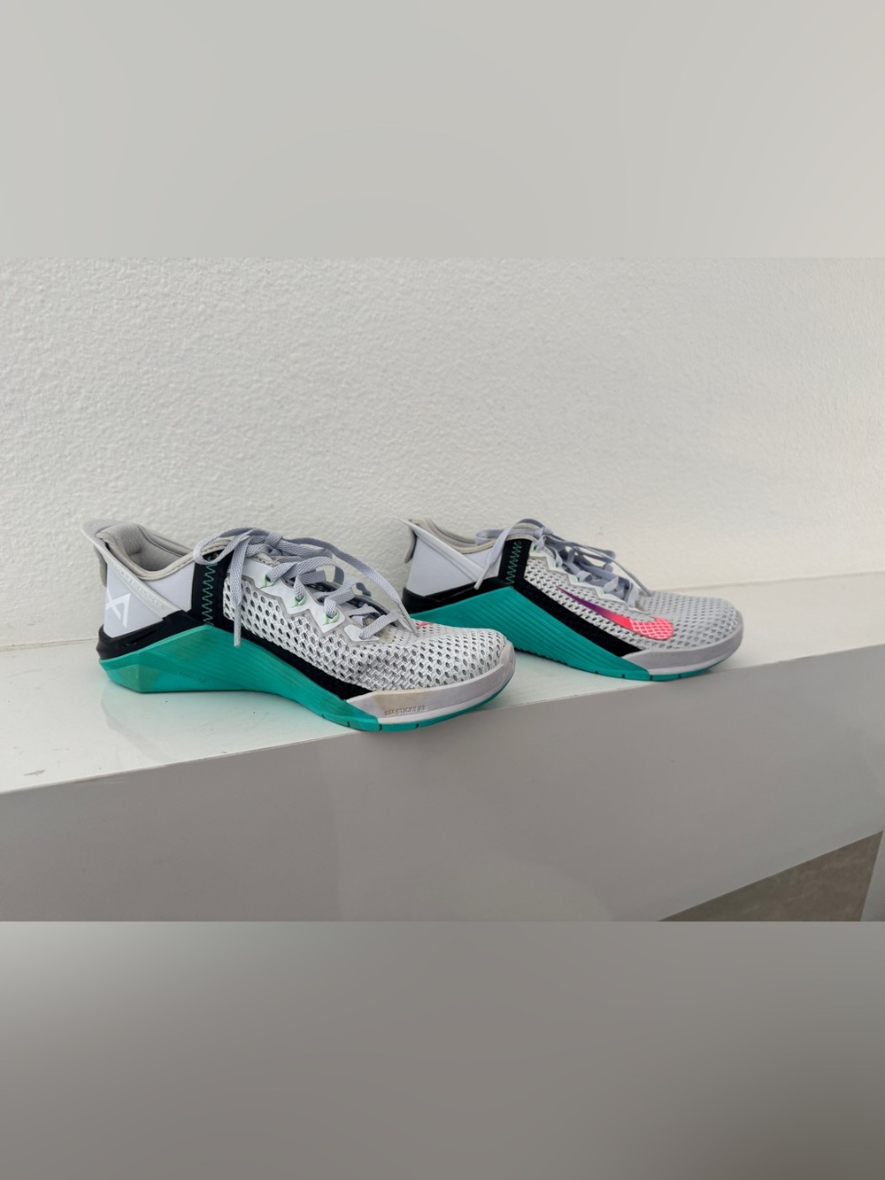 Nike Women's Metcon 6 White and Teal Shoes